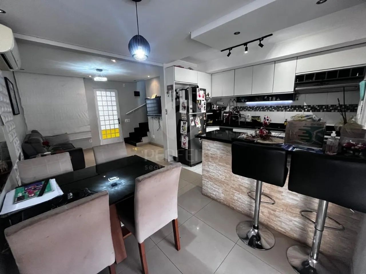 CASA COM 2 DORMITÓRIOS COM AMPLO QUINTAL NO VILLA FLORA HORTOLÂNDIA/SP - Foto 4