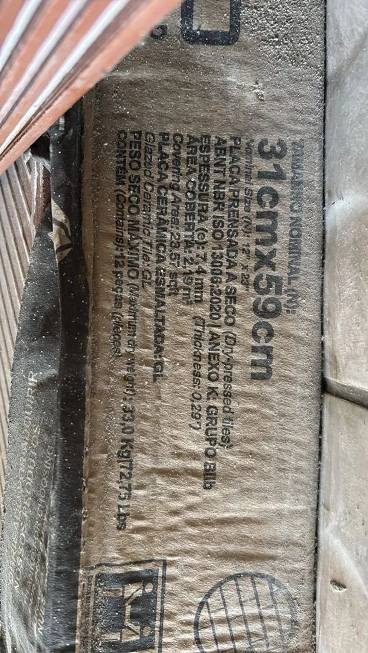 5 caixas de Pisos fileto marrom  - Foto 4