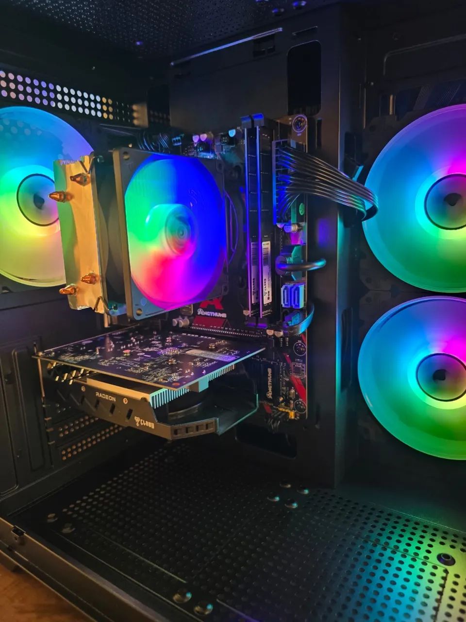 PC Gamer i5 + RX 560 4GB | 16GB RAM | SSD | RGB | Wi-Fi - Foto 4