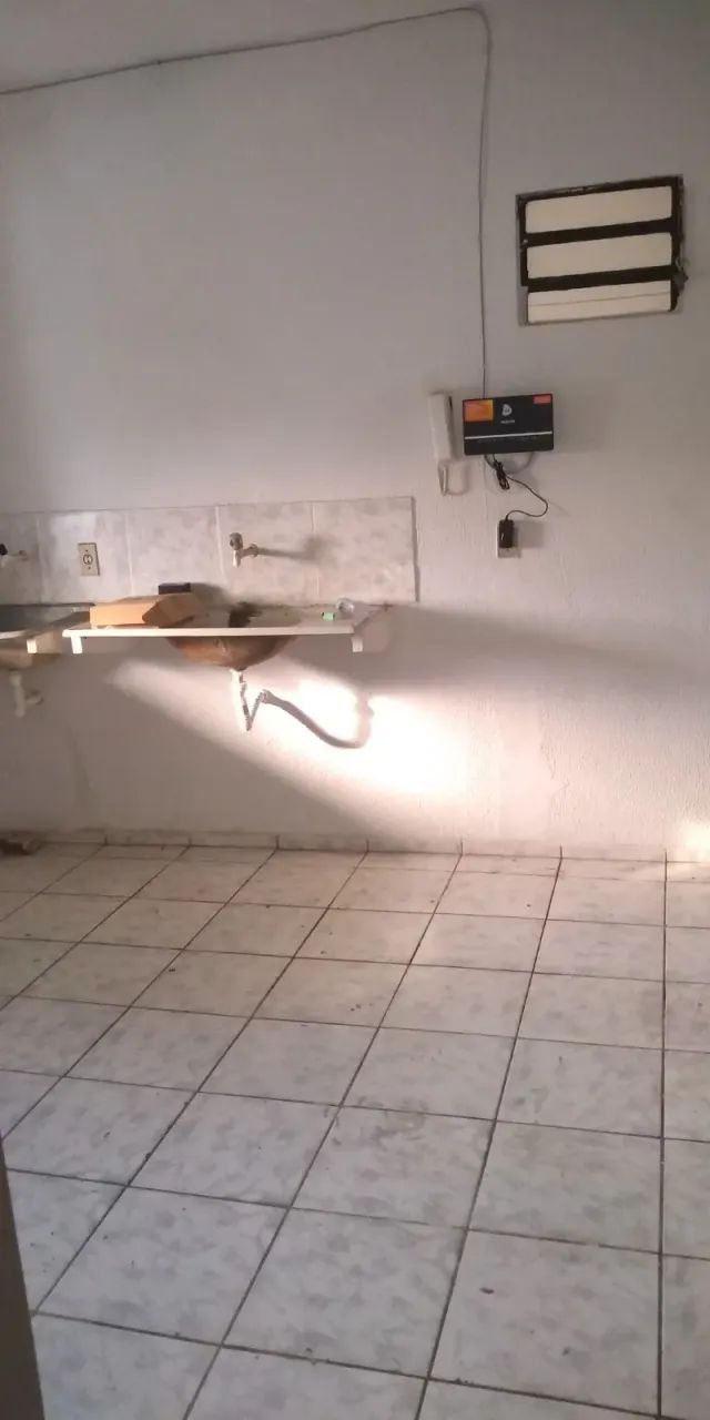 alugo kitnet  bairro Jóquei Clube. - Foto 3