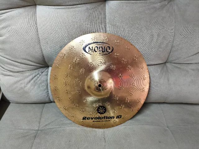 Medium Crash 16' Orion Revlution 10' Liga B10 - Instrumentos