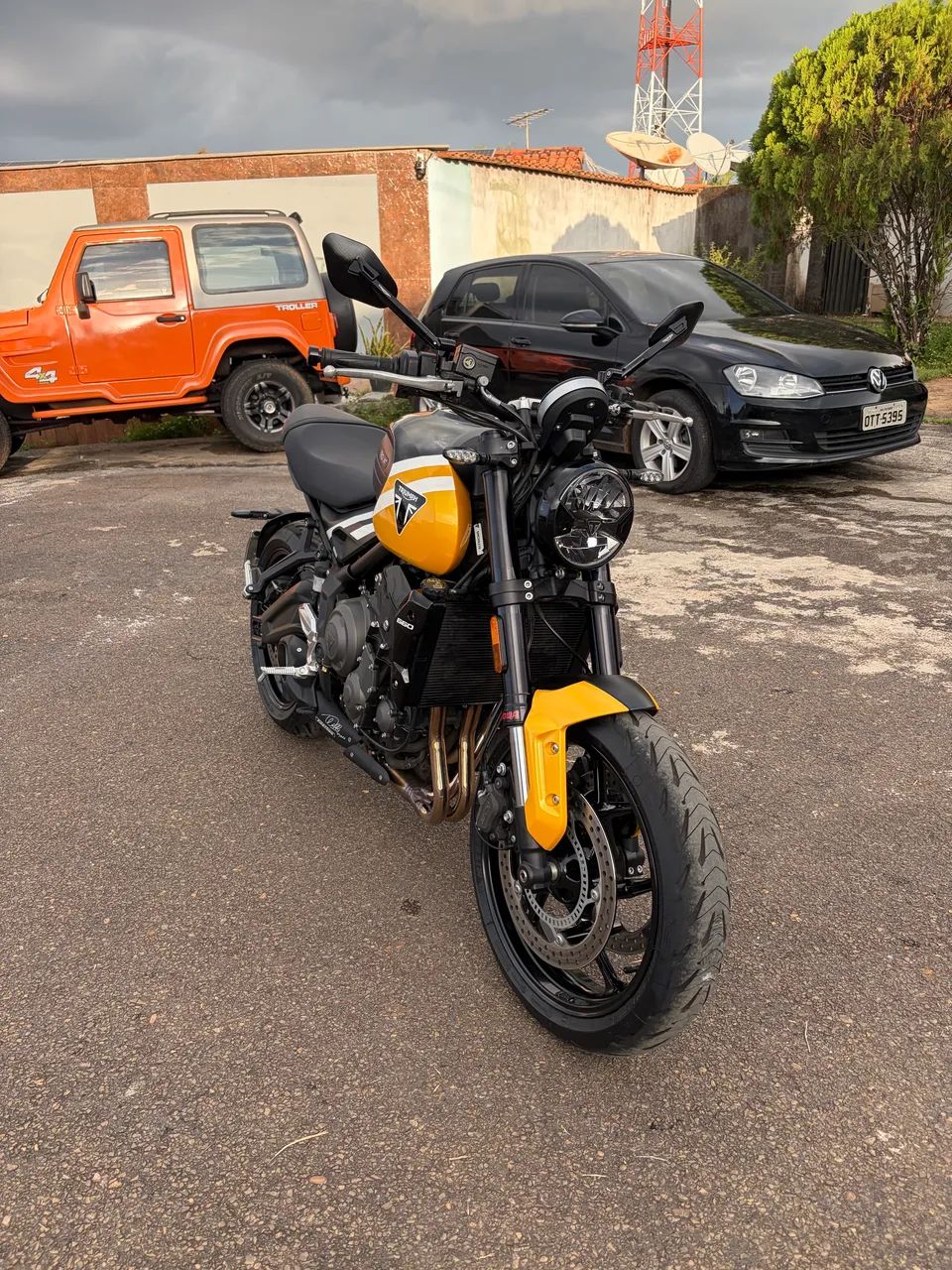 TRIUMPH TRIDENT 660 - ESTADO DE 0km - Foto 5
