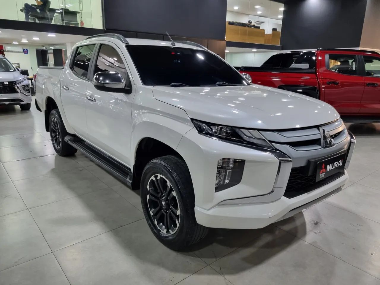 Mitsubishi L200 2023