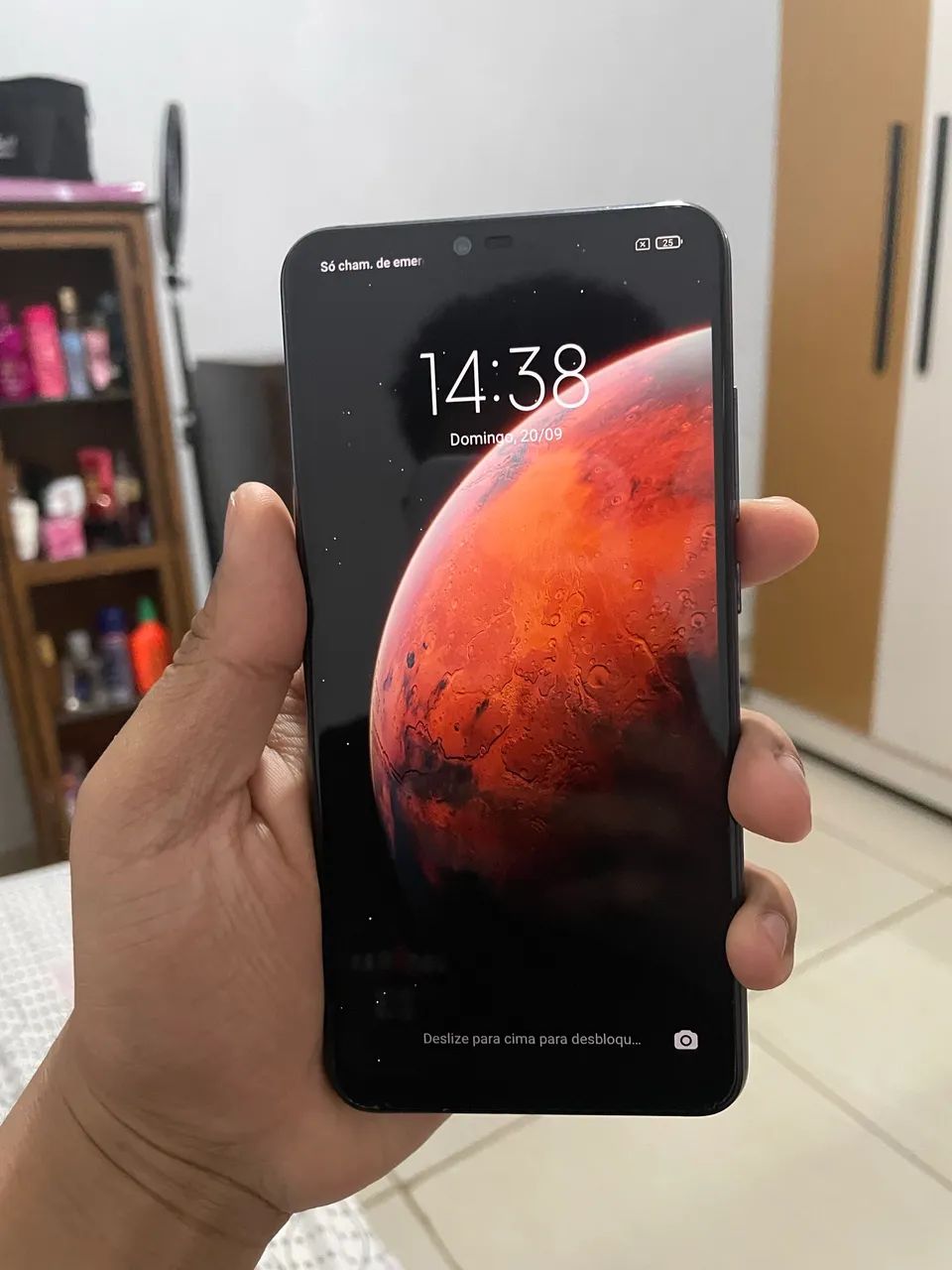 Celular Mi 8 lite semi-usado 64GB - Foto 3
