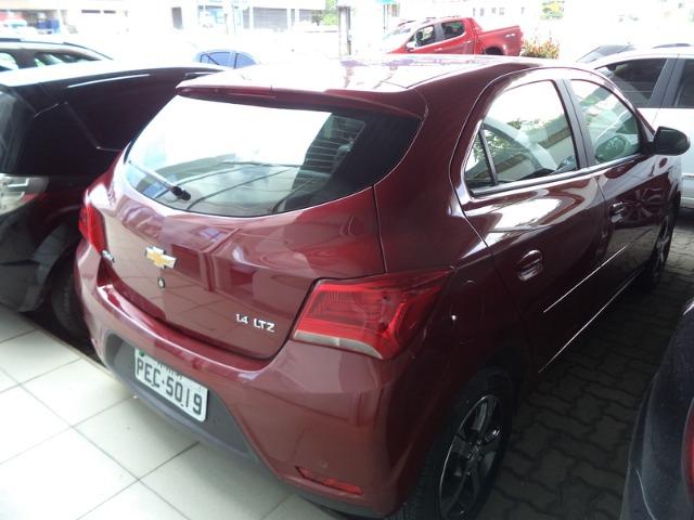 Gm - Chevrolet Onix - Foto 8