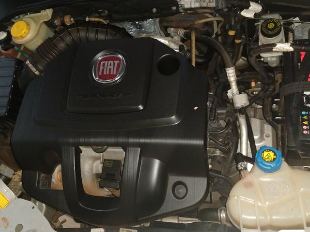 Fiat Linea HLX 2010 baixo KM rodado, selado Placa A 2019 Pago - Foto 8