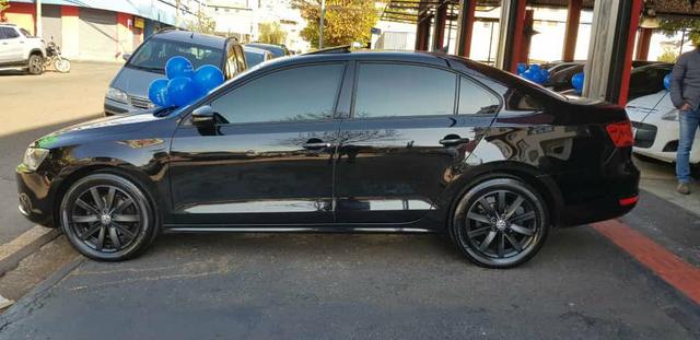 Jetta 2.0 com Teto Solar - Foto 5