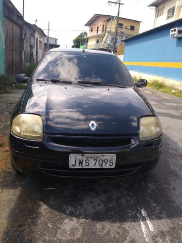 Clio 2001 valor 3700