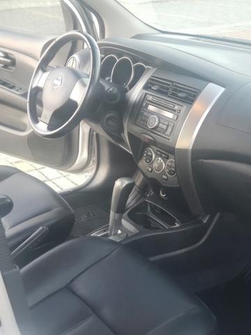 Nissan livina 1.8 aut 5 lugares - Foto 2