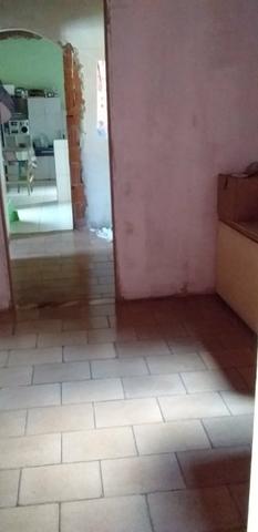 Vendo casa com ponto comecial - Foto 4