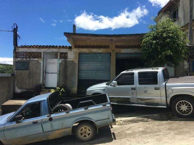 Vendo (troco por casa menor valor)