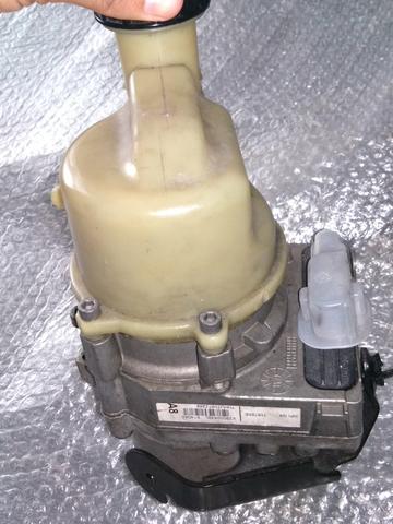Bomba direção elétrica Renault - Foto 4