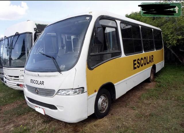 Micro ônibus Marcopolo