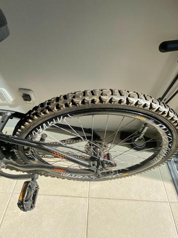 Vendo Bicicleta semi nova