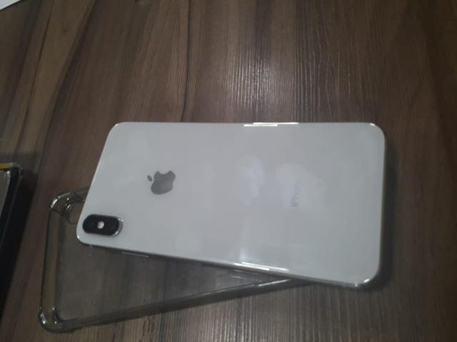 Iphone Xs max 64gb - Foto 3