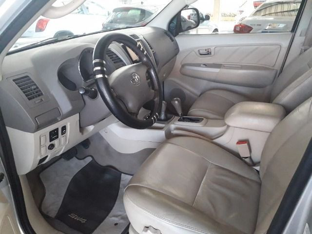 Hilux sw4 srv 3.0 diesel 4x4 aut. 2008 - Foto 6