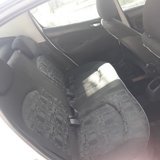 Abaixo da Fipe Peugeot 207 Passion Sedan 1.4 2011 (flex) - Foto 7