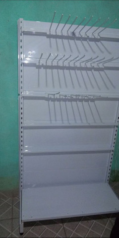 PRATELEIRA DE LOJA - Foto 2