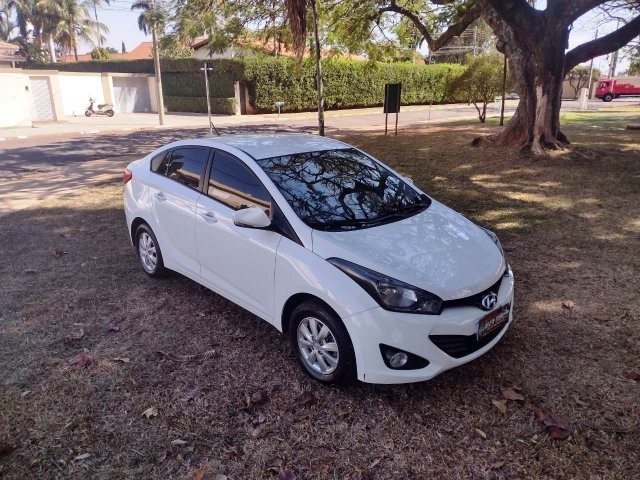 HYUNDAI HB20S 2015 1.6 COMFORT PLUS 16V FLEX 4P AUTOMÁTICO