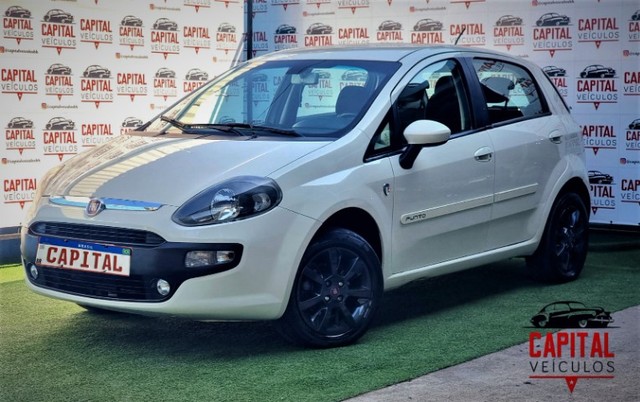 Fiat Punto 1.4 Attractive Italia 2015 Completo