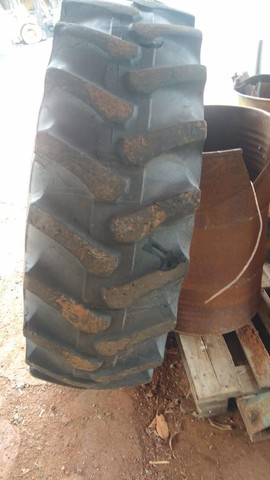 2 Rodas com pneu trator Valmet - Foto 4