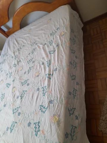 colcha casal bordada a mão antiga - Foto 6