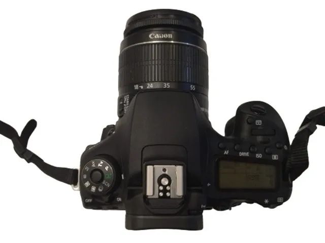 Câmera Canon EOS 90D DSLR cor preto só corpo