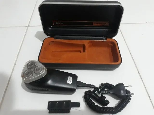 Barbeador Elétrico Philips Philishave De Luxe Hp 1126