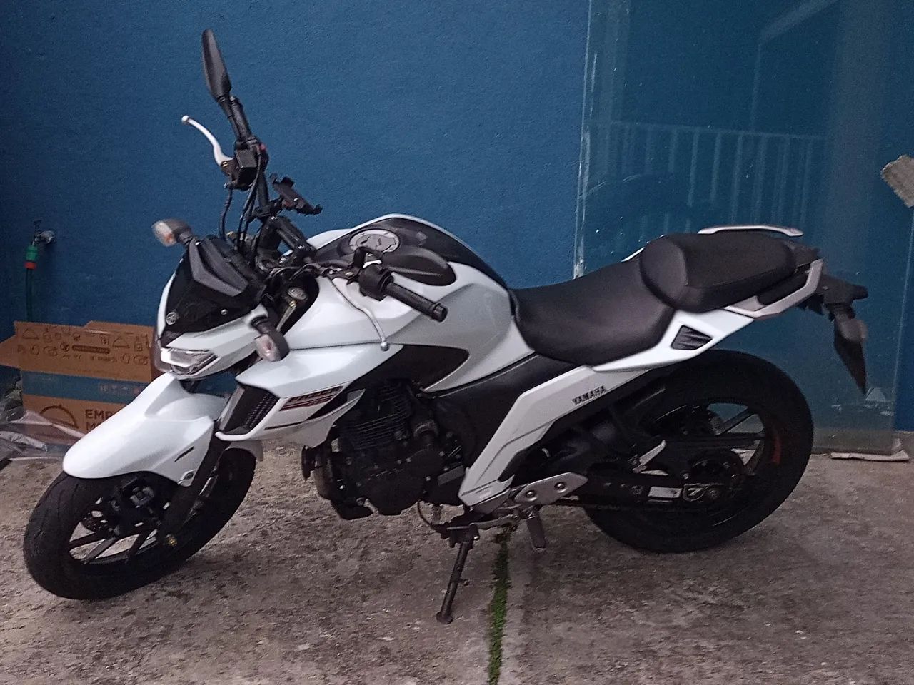 Yamaha Fazer 250 branca - Foto 3