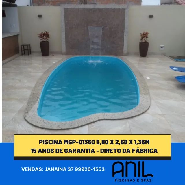 Ja - Piscina azul de fibra com kit bocais 5,80 x 2,68 x 1,35m formato oval