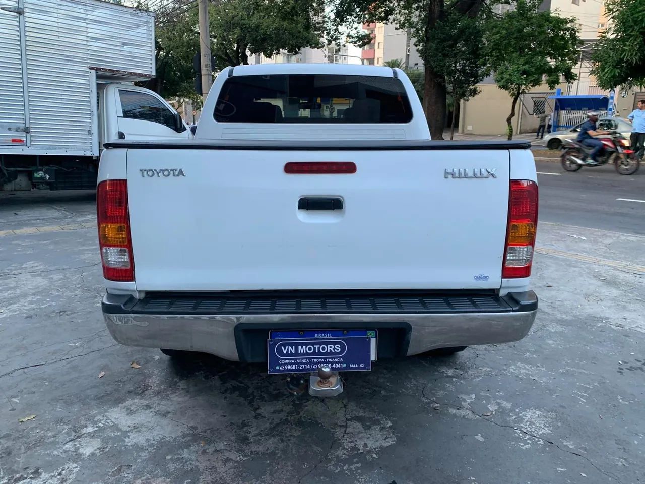 Hilux 2.5 4x4 Diesel manual 2006 bem conservada pego carro no negócio - Foto 5