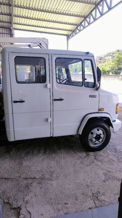 Mercedes benz 709 - 1995 - Munck 4t  - Foto 2