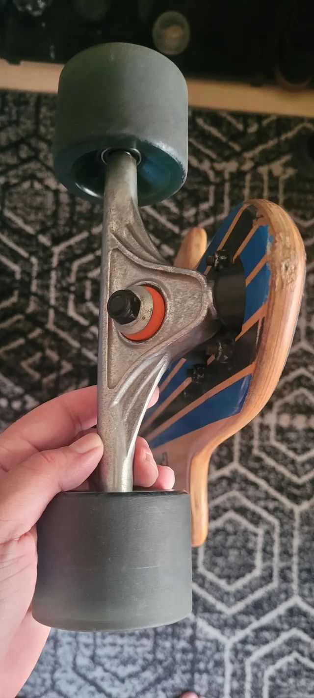 Skate Longboard Globe Importado - Foto 4