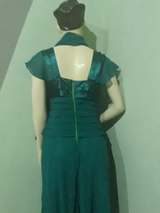 Vestido de festa com echarpe - Foto 4