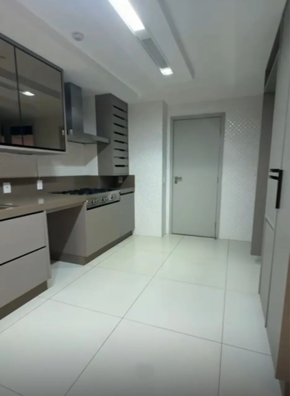 Apartamento 208m2 com 3 suítes em Tirol - Foto 5