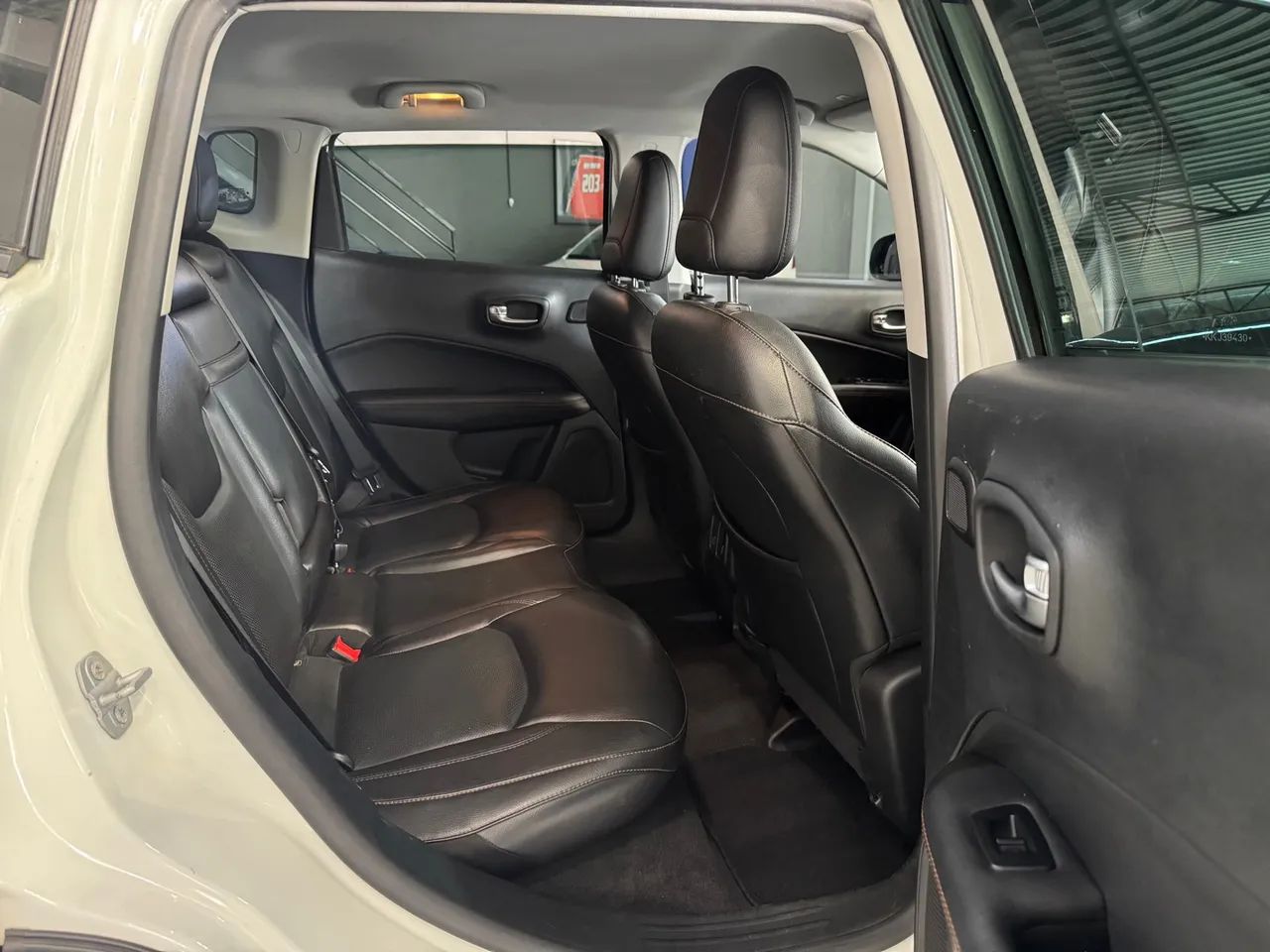 JEEP COMPASS LIMITED 4x4 2019 - Foto 3