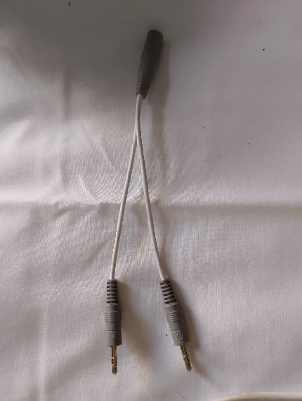 Headset Corsair HS55 com avaria - Foto 5