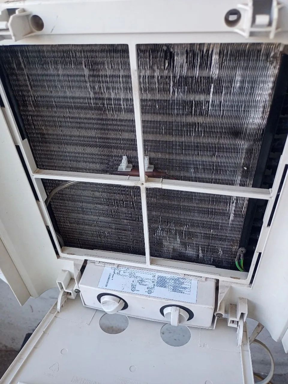 Ar condicionado Springer Btus 10 volts 127 com garantia  - Foto 3