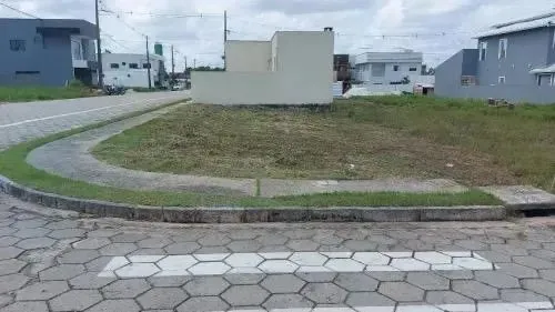 Lote no Porto Marina com 176 metros