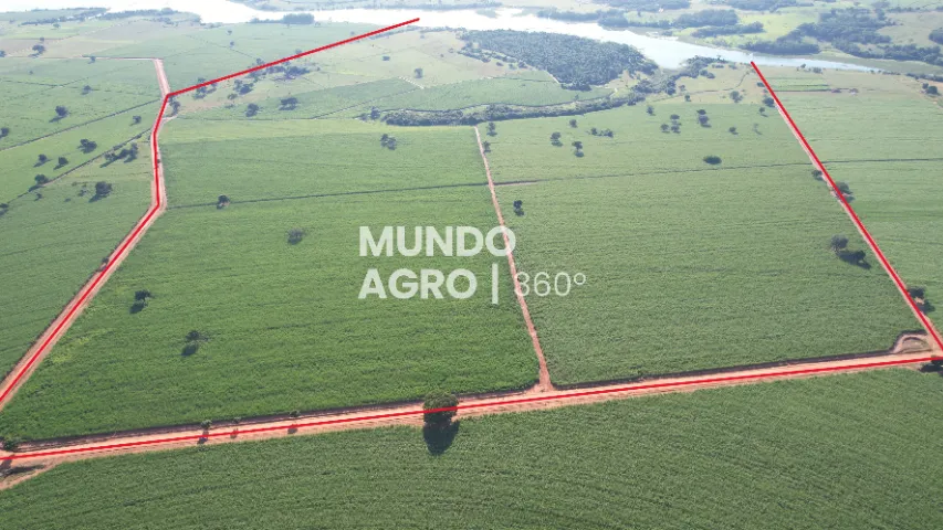 72.69 Alqueires - Fundo com o Rio