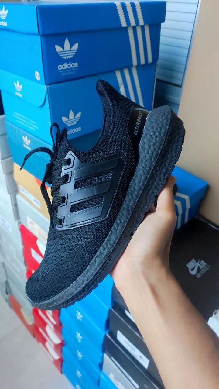 Adidas Ultraboost Black - Foto 2