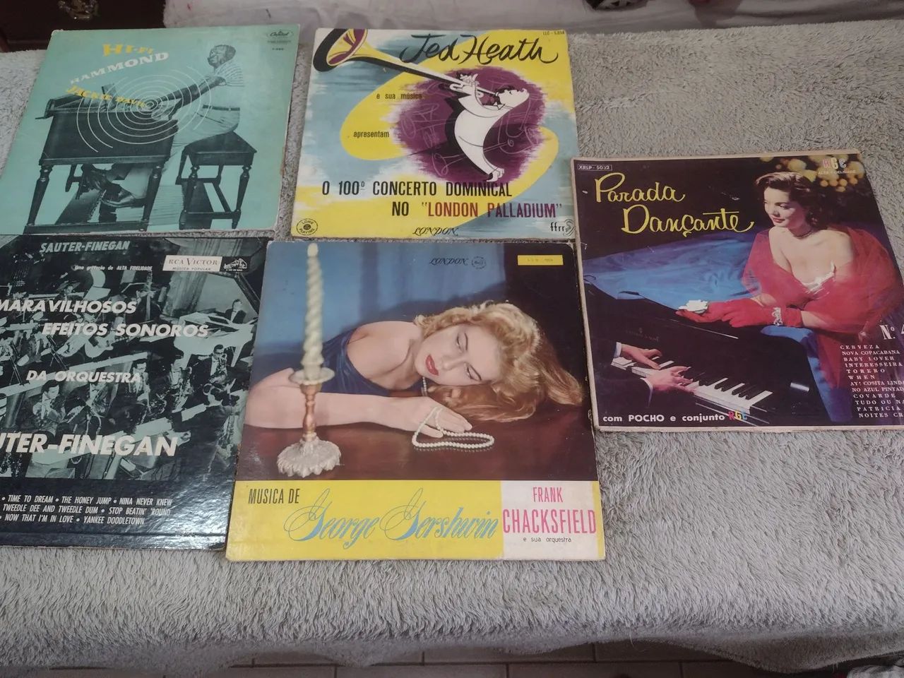 Vendo lote de 17 discos de vinil de jazz valor do lote - Foto 2