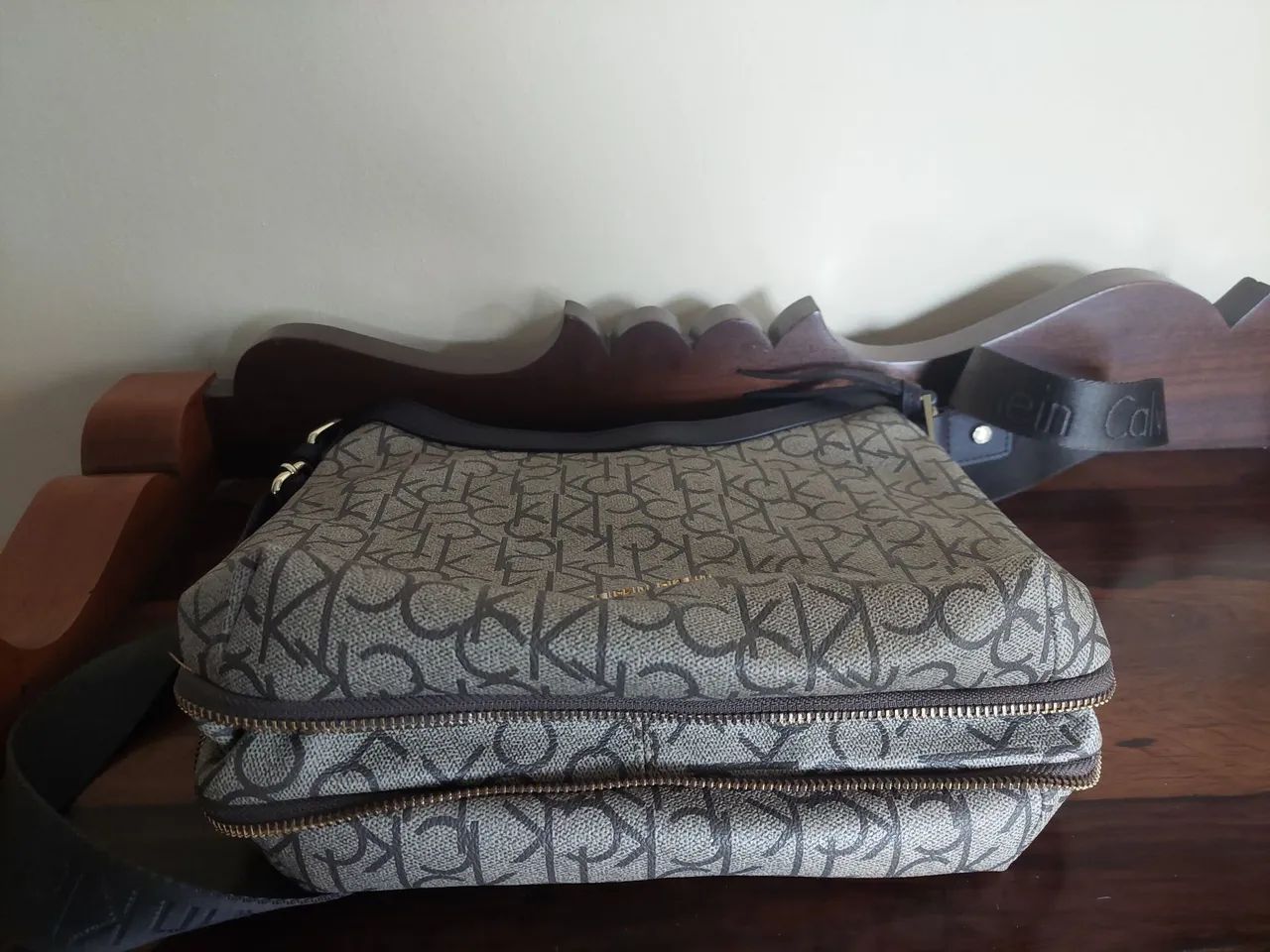 Bolsa de Ombro Calvin Klein Original - Foto 3