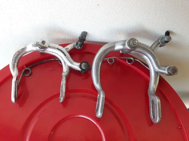 Ferradura de freio (Serve em Caloi 10, Monark 10, Peugeot 10)