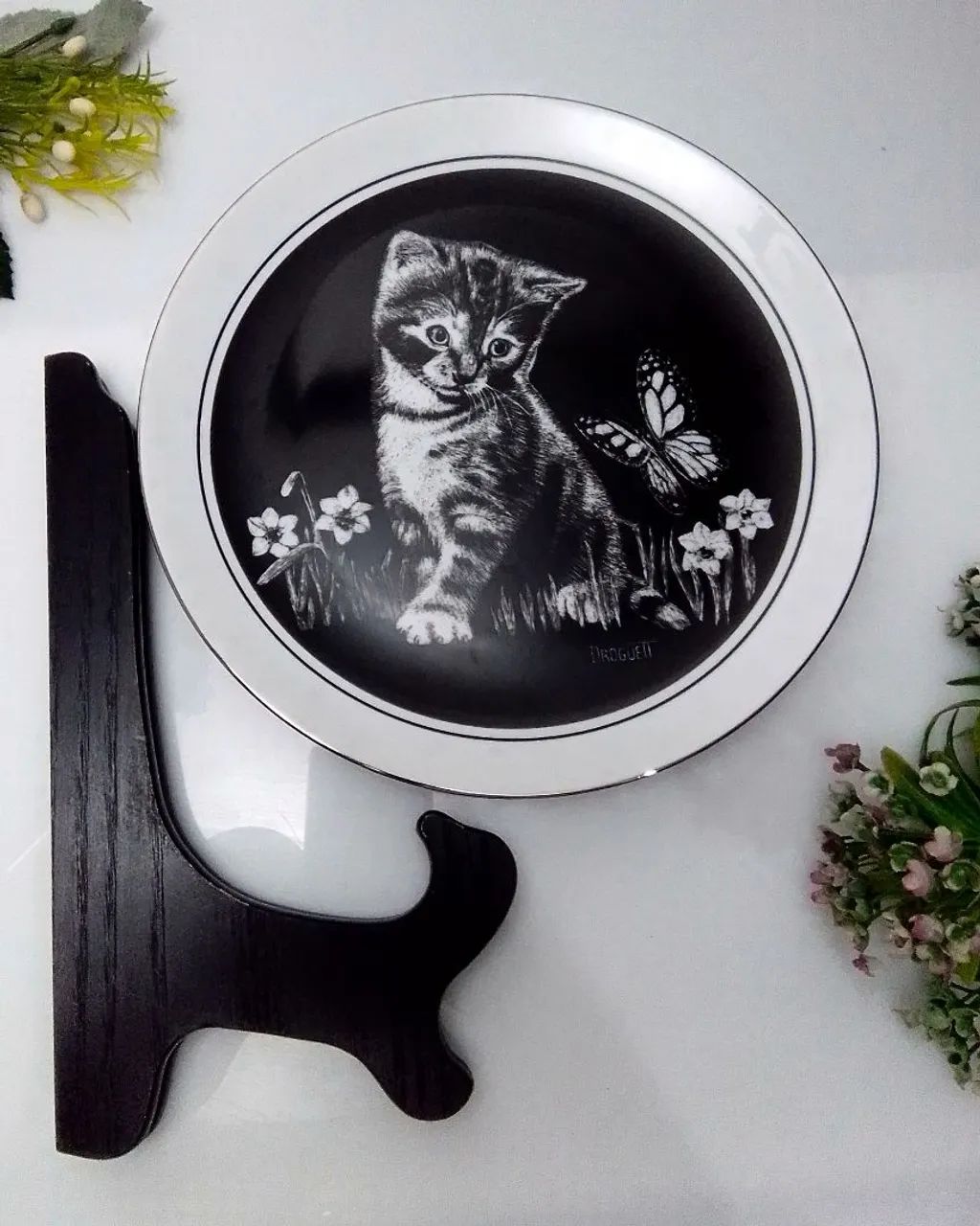 Prato Porcelana Coleção ano 1979 " Kitten's World" - Gravura de Gato - Foto 5