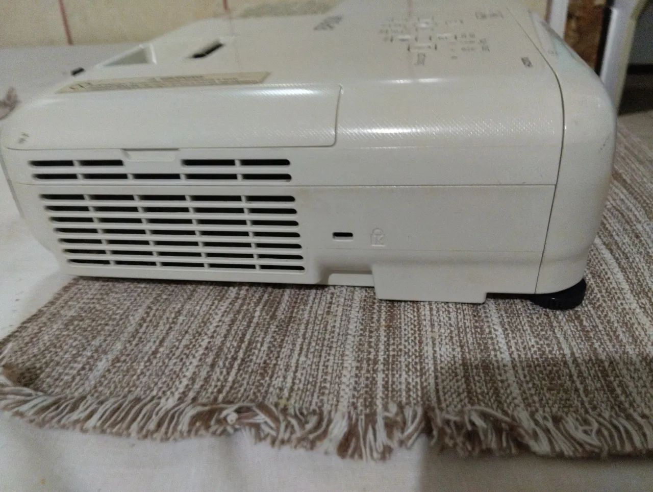 Projetor Epson S41 Lâmpada nova parcelo cartao - Foto 5
