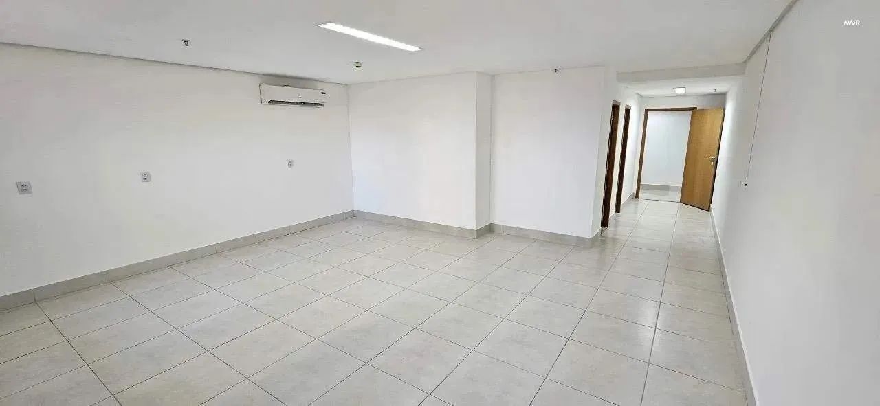 Sala Comercial 71m² à Venda ou Locação no Lourenço Office  Av. T7, Goiânia | 1 Vaga de Gar