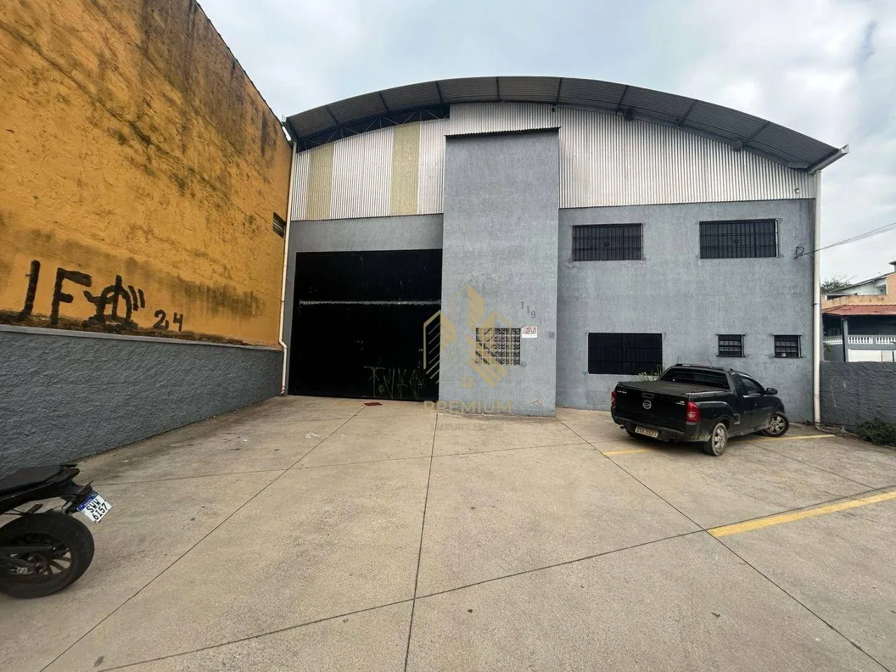 Galpão à venda, 550 m² por R$ 1.500.000 - Centro - Bom Jesus dos Perdões/SP