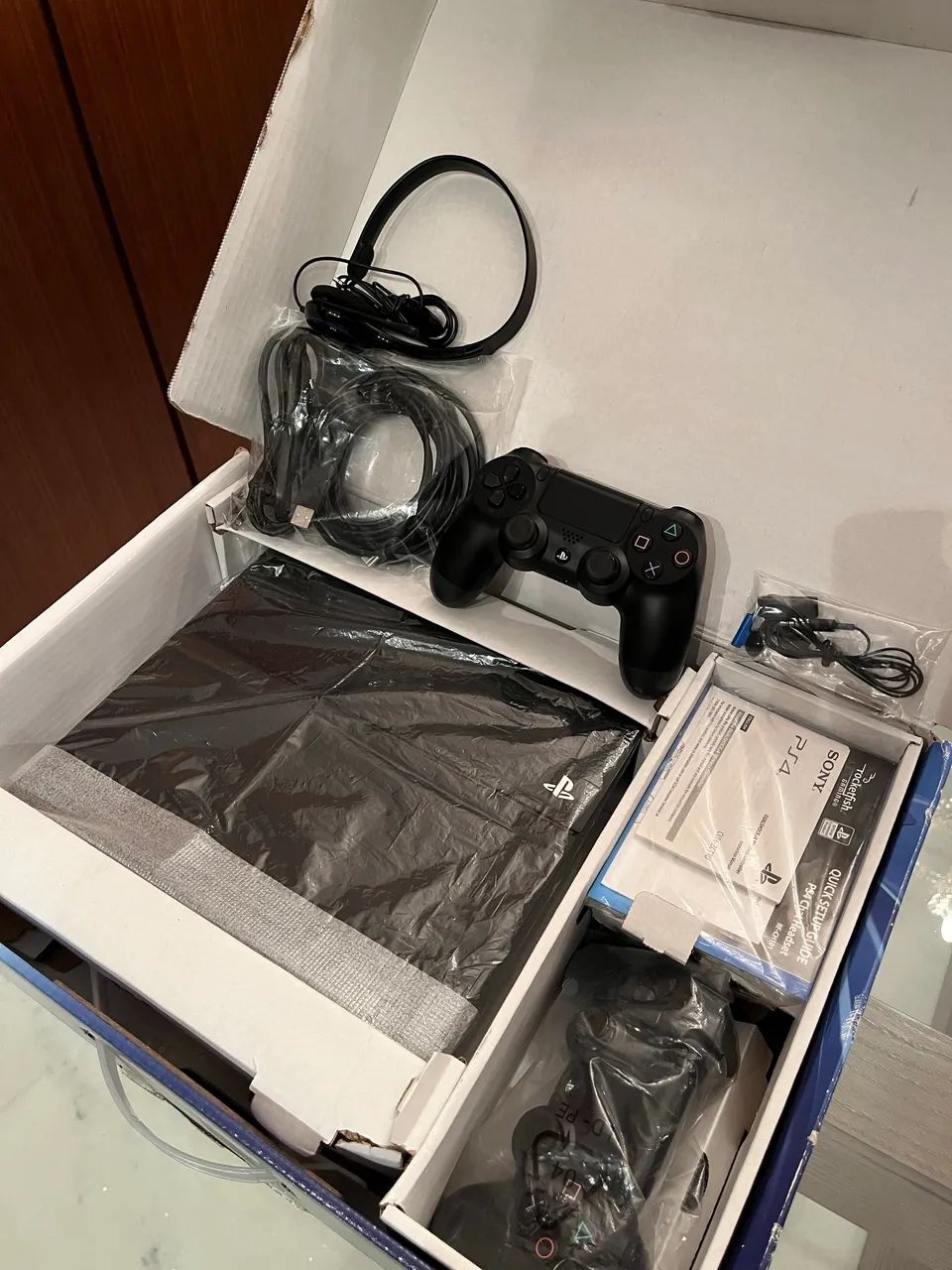 PS4 - 2 Controles/ Cabos Originais/ Caixa - Foto 3