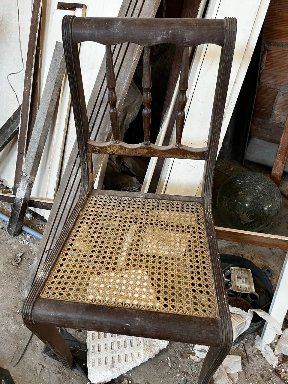 Cadeira Antiga / Raridade  - Foto 3